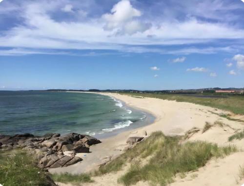 Rolig sted ved havet in Sirevag