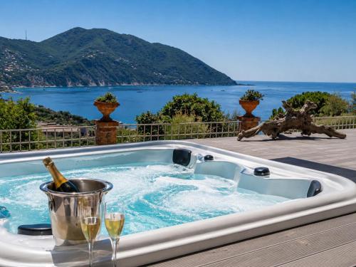 Villa Carpediem - Luxury Private Stay Front Sea Portofino Coast 2