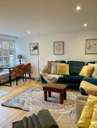 Dene Cottage - Garden & Log Burner - Dogs welcome gîte à louer Youlgreave
