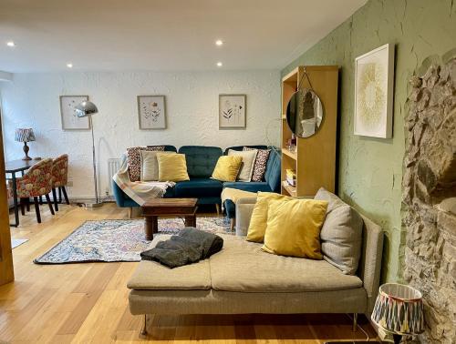 Dene Cottage - Perfect for 8 & Pets in Youlgreave gîte à louer Youlgreave