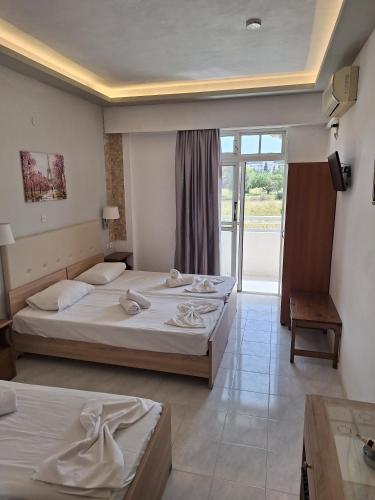Vera Studios, Faliraki (Foto 2)