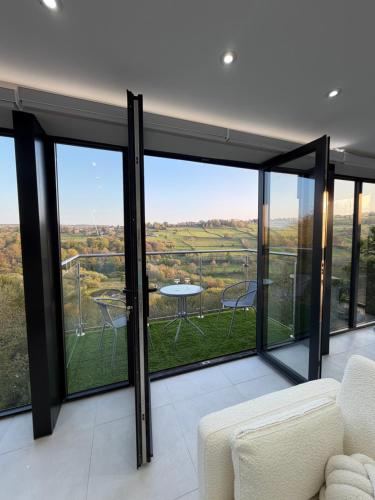 Woodroyd Spa Suites 4