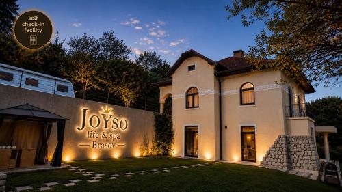 JOYSO LIFE&SPA Brasov Apartments - Couples Only – khách sạn tại Prund-Schei