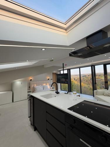 Woodroyd Spa Suites 3