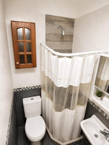 Fürdőszoba, Monoambiente Ballester centro in Villa Ballester