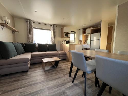 Bungalow neuf dans les dunes, acces direct a la plage in Dannes