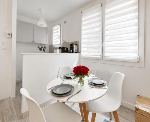 Le Charmant studio, plage & restaurants à 2 pas! (Le Charmant studio, plage & restaurants a 2 pas!) in Ульгат