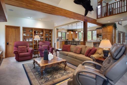 Experience the charm of Frisco at Streamside Lane, Pet friendly – khách sạn tại Frisco
