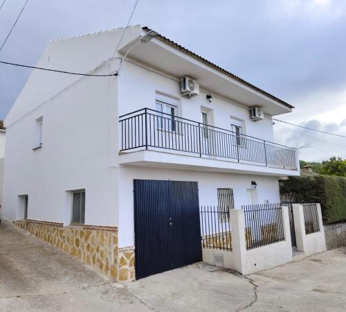 Casa Rural la Caprichosa II in San Pablo de los Montes