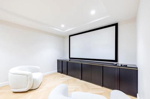 Létesítmények, Spacious 3 bedroom luxury Monaco in Quartier du Port