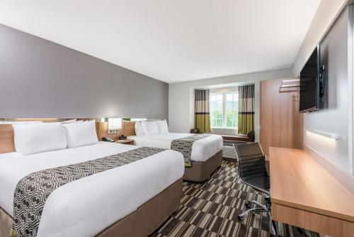Microtel Inn & Suites by Wyndham New Martinsville in New Martinsville