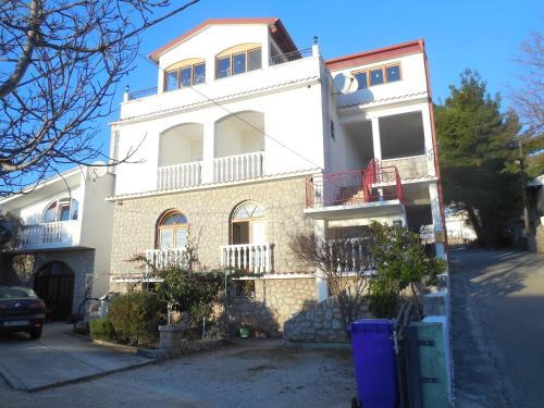 Apartments Veni Up - Location saisonnière - Starigrad-Paklenica