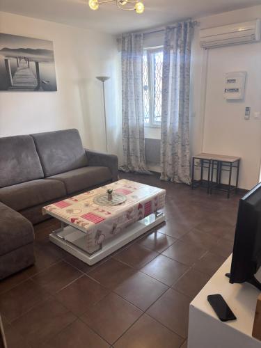 appartement tout équipé proche de la gare de Narbonne