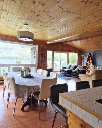 Chalet l'Apero in Val-des-Bois (QC)