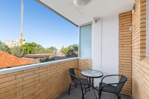 Rooftop-Pool Studio Stay in Bondi - image 14