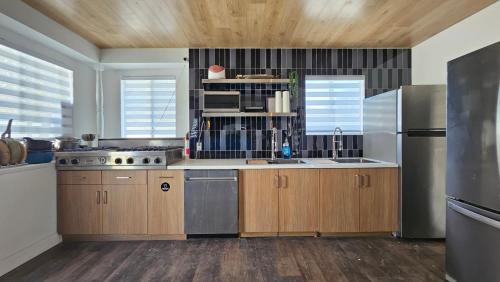 Kitchen, Victory House in Canoga Park