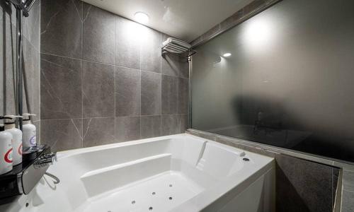 Anyang ILLOWA Hotel in Anyang-si