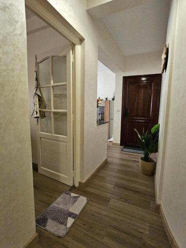 Luxury Apartment - Near Beach & Downtown in 레 아미칼레스