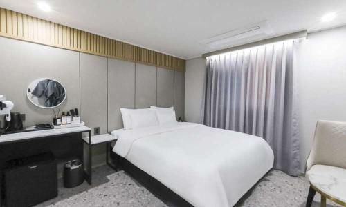 1 double bed