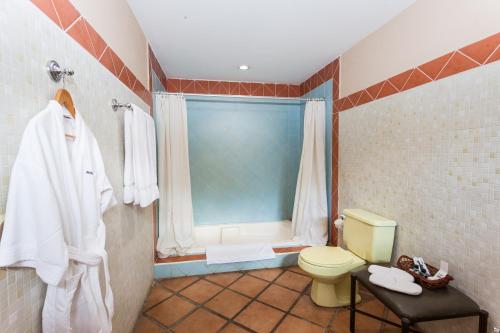 Los Robles Charming Colonial Boutique Hotel - image 3