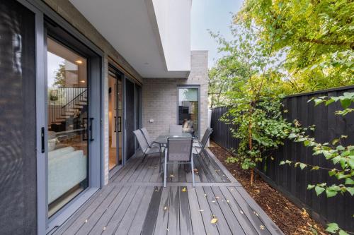 Urban Grove House Alphington in Alphington