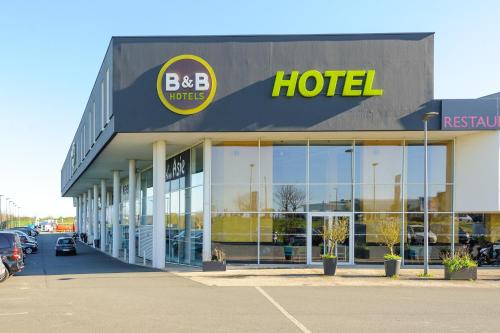 B&B HOTEL LA ROCHELLE Beaulieu Puilboreau - Tap to explore photos