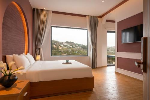room detail thumbnail 0