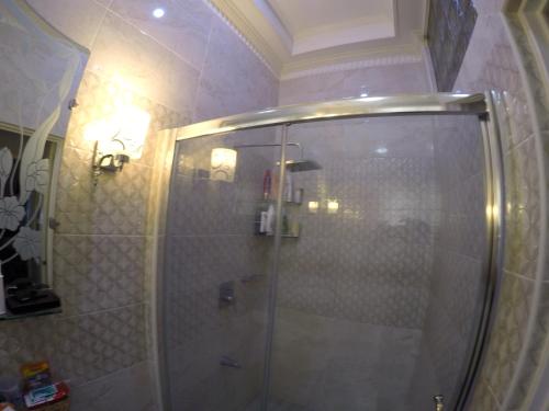 The Executive Villa Inn & Suites Room Type - Suite with Pool View