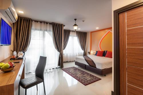 room detail thumbnail 0