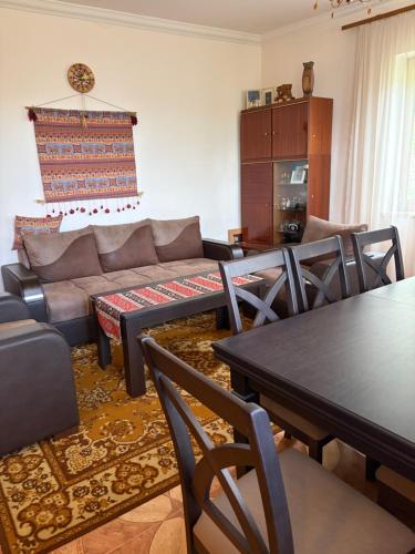 Syunyats guest house in Halidzor in Halidzor