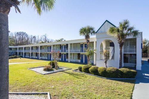 Motel 6-Townsend, GA