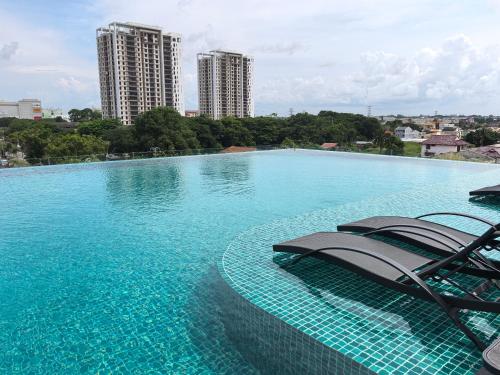 D Aman Infinity Pool and AS Tower View Homestay 09