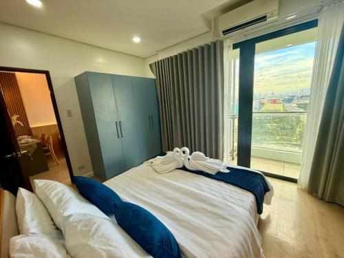 Sapphire Seaview Park Suites, Staycation near MOA Arena and Concert Grounds, Manila