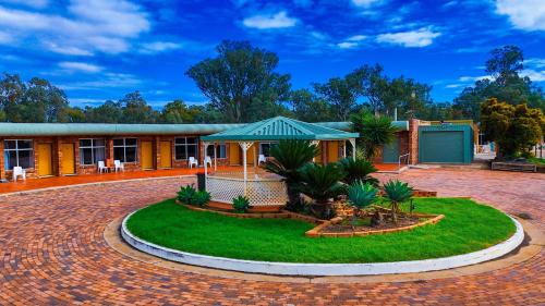 Nandewar Motor Inn in Narrabri