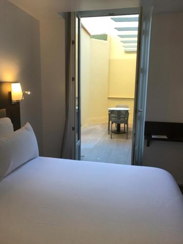 Hôtel Monsigny - main image