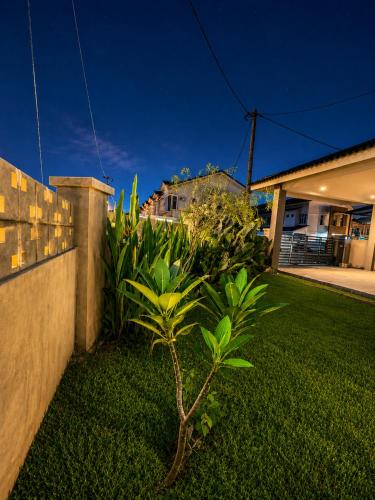 Exterior view, ERYNA HOMESTAY in Nibong Tebal