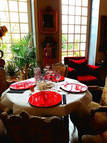 Ételek és italok, La Villa des Remparts in Roquefort