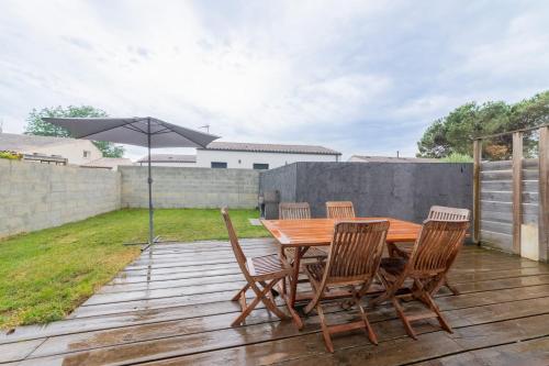 Le Christophe - Jardin - BBQ in Saint-Medard-d'Aunis