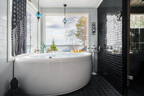 Lakeside Villa Norva Private Sauna By Lapland Host - Rovaniemi