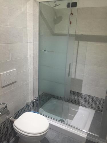 Milan Hotel - image 10
