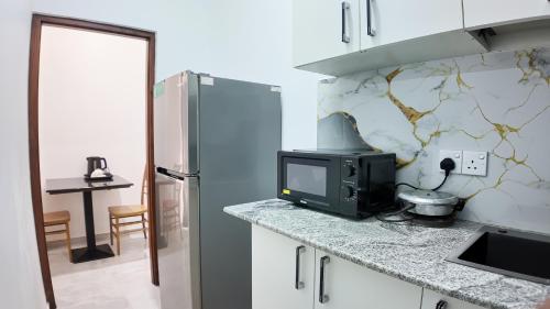 Euro star holiday inn in Wennappuwa
