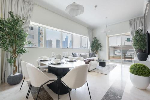 Dubai Marina 2 bed for 4 in a Great Location Dubai