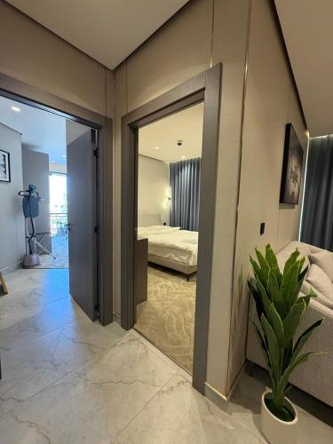 204 tara-JRE Al Lweibdeh 2BDR with stunning view - image 13