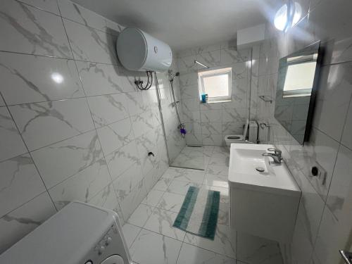 Natali's Apartment - image 5