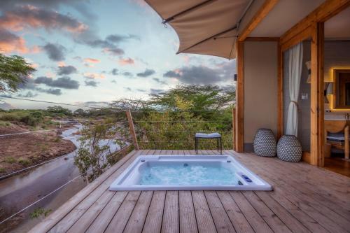 ג'קוזי, JW Marriott Masai Mara Lodge in Narok