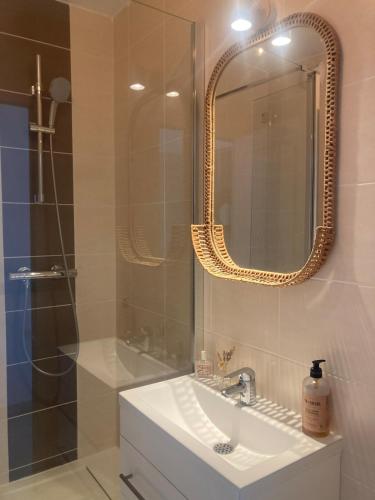 Beachfront apartment - Appartement bord de mer in Mazargues