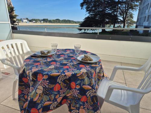 Studio vue mer et terrasse
