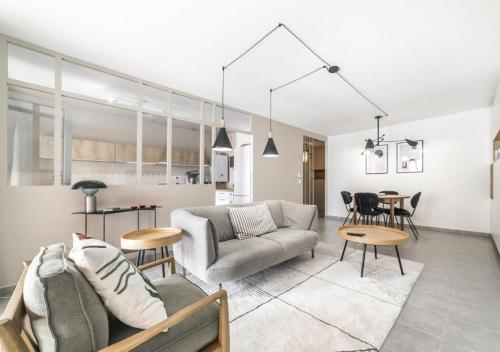 Élégant T3 au Panier centre Vieux Port avec Terrasse Privée et option Parking