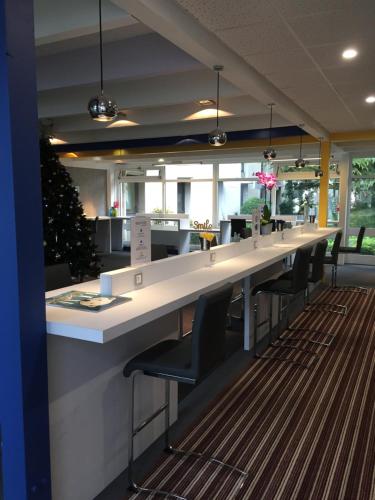 Novotel Marseille Est - image 3