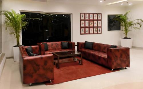 A Hotel Com Red Fox Hotel Chandigarh Hotel Chandigarh